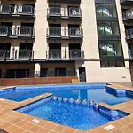 Siena - Modern With Terrace, Parking And Swimming Pool Appartement *