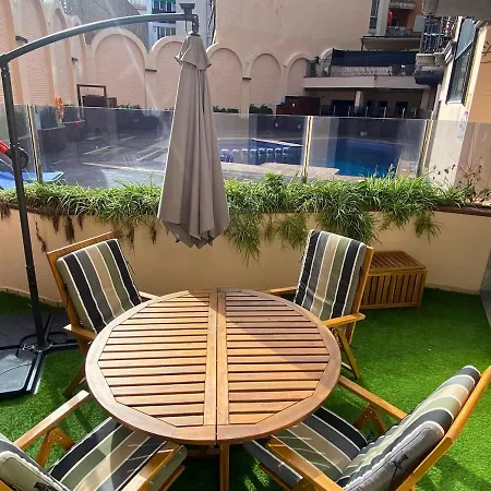 Siena - Modern With Terrace, Parking And Swimming Pool Appartement